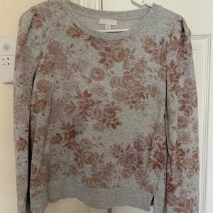 Floral pouf shoulder sweatshirt